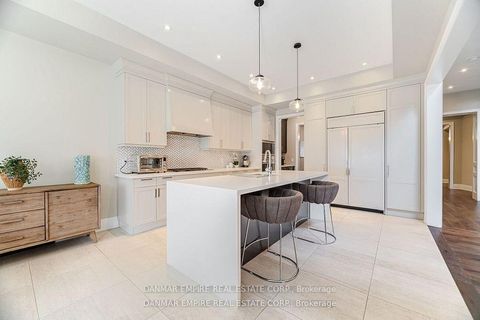 Photo 6 at 386 Tudor Avenue, WO West, Oakville