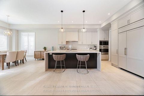 Photo 8 at 386 Tudor Avenue, WO West, Oakville