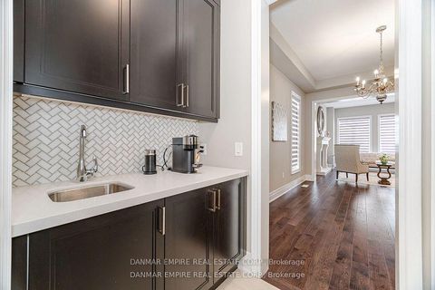 Photo 10 at 386 Tudor Avenue, WO West, Oakville