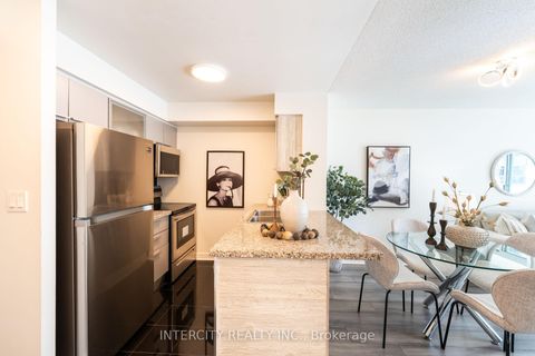 Photo 9 at 1706 - 16 Harrison Garden Boulevard, Willowdale East, Toronto