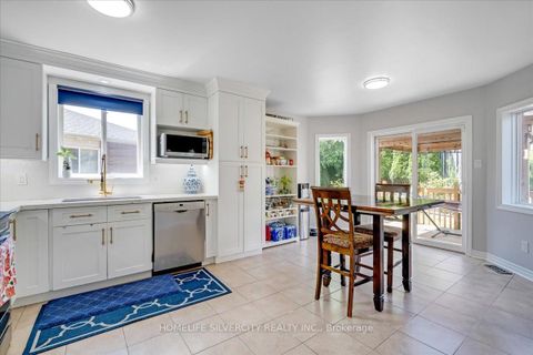 Photo 17 at 40 Bird Street, Edgehill Drive, Barrie