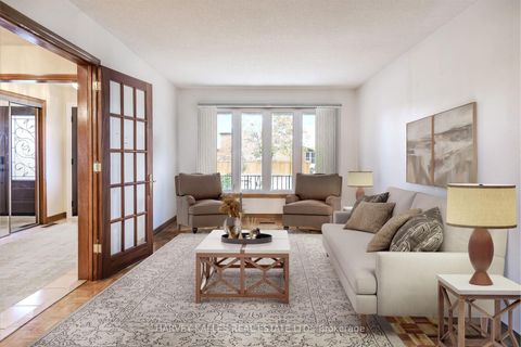 Photo 11 at 113 Cabaletta Crescent, West Woodbridge, Vaughan