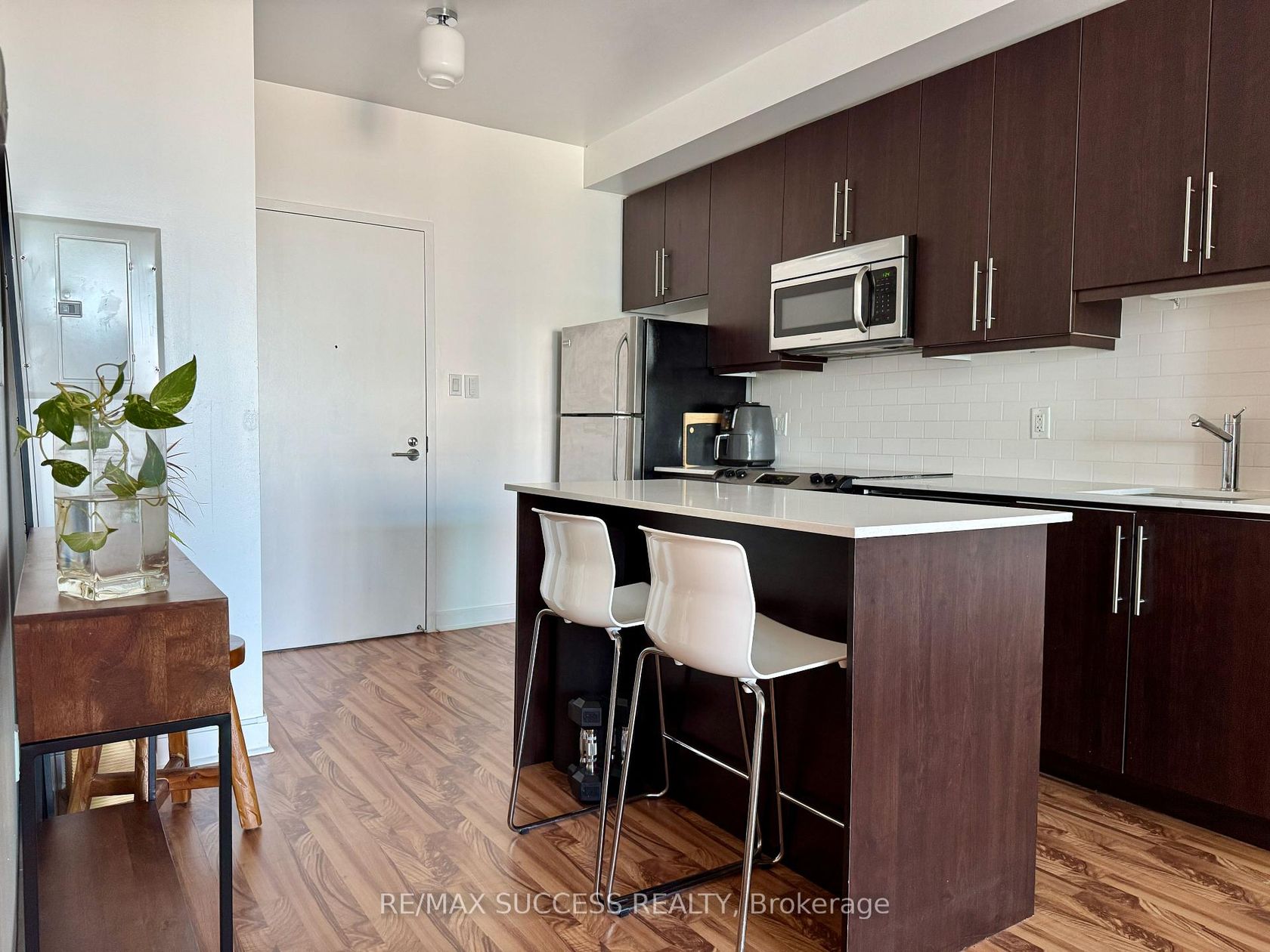 1605 - 1171 Queen Street W, Little Portugal, Toronto 