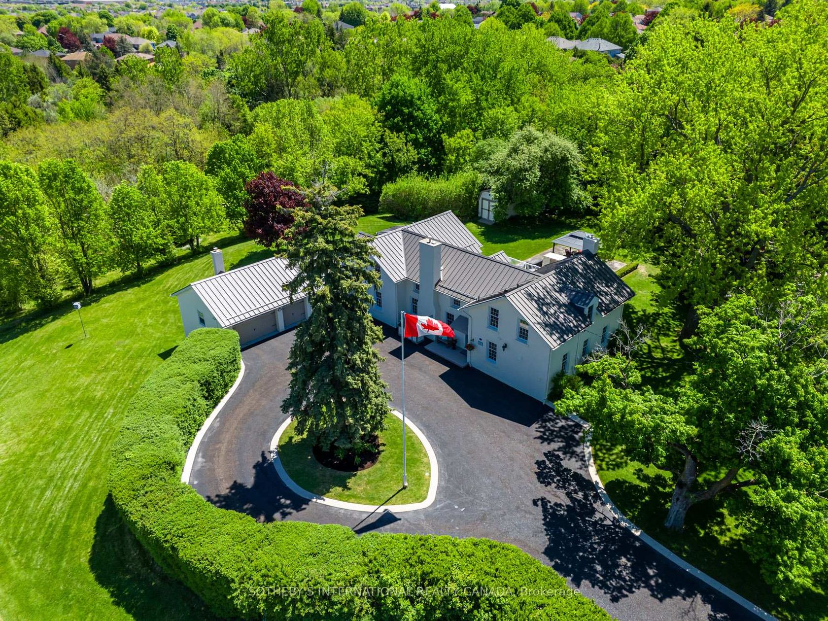 220 Old Yonge Street, Aurora Village, Aurora photo number 2