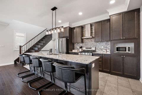 Photo 12 at 38 William Graham Drive, Rural Aurora, Aurora