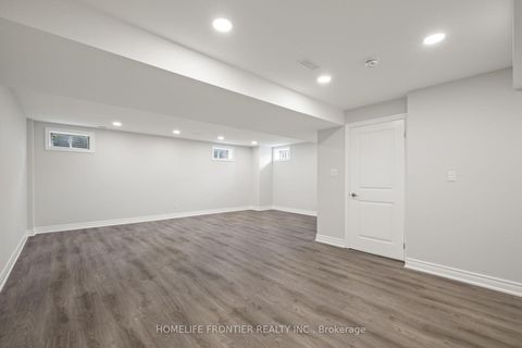 Photo 25 at 38 William Graham Drive, Rural Aurora, Aurora