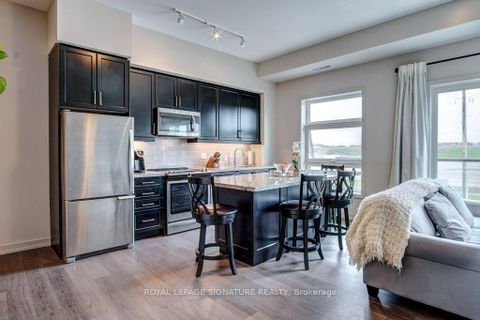 Photo 3 at 422 - 555 William Graham Drive, Rural Aurora, Aurora