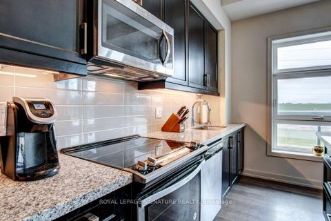 Photo 10 at 422 - 555 William Graham Drive, Rural Aurora, Aurora