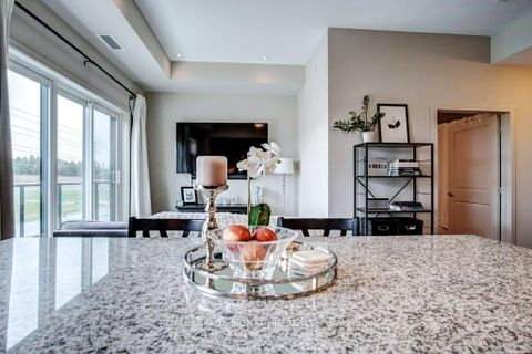 Photo 14 at 422 - 555 William Graham Drive, Rural Aurora, Aurora
