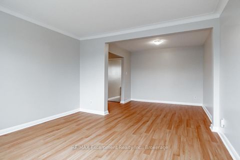 Photo 7 at 65 Fairfield Avenue, Long Branch, Toronto
