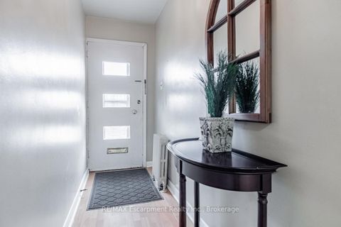 Photo 16 at 65 Fairfield Avenue, Long Branch, Toronto