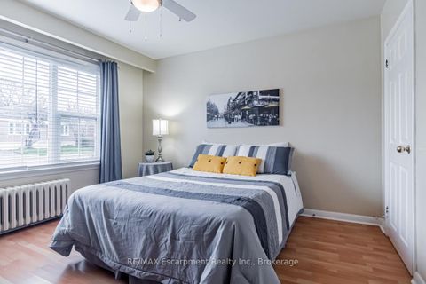 Photo 20 at 65 Fairfield Avenue, Long Branch, Toronto