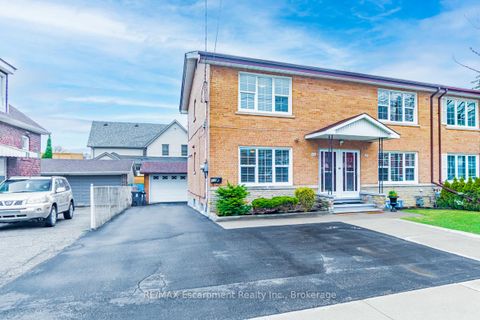 Photo 30 at 65 Fairfield Avenue, Long Branch, Toronto