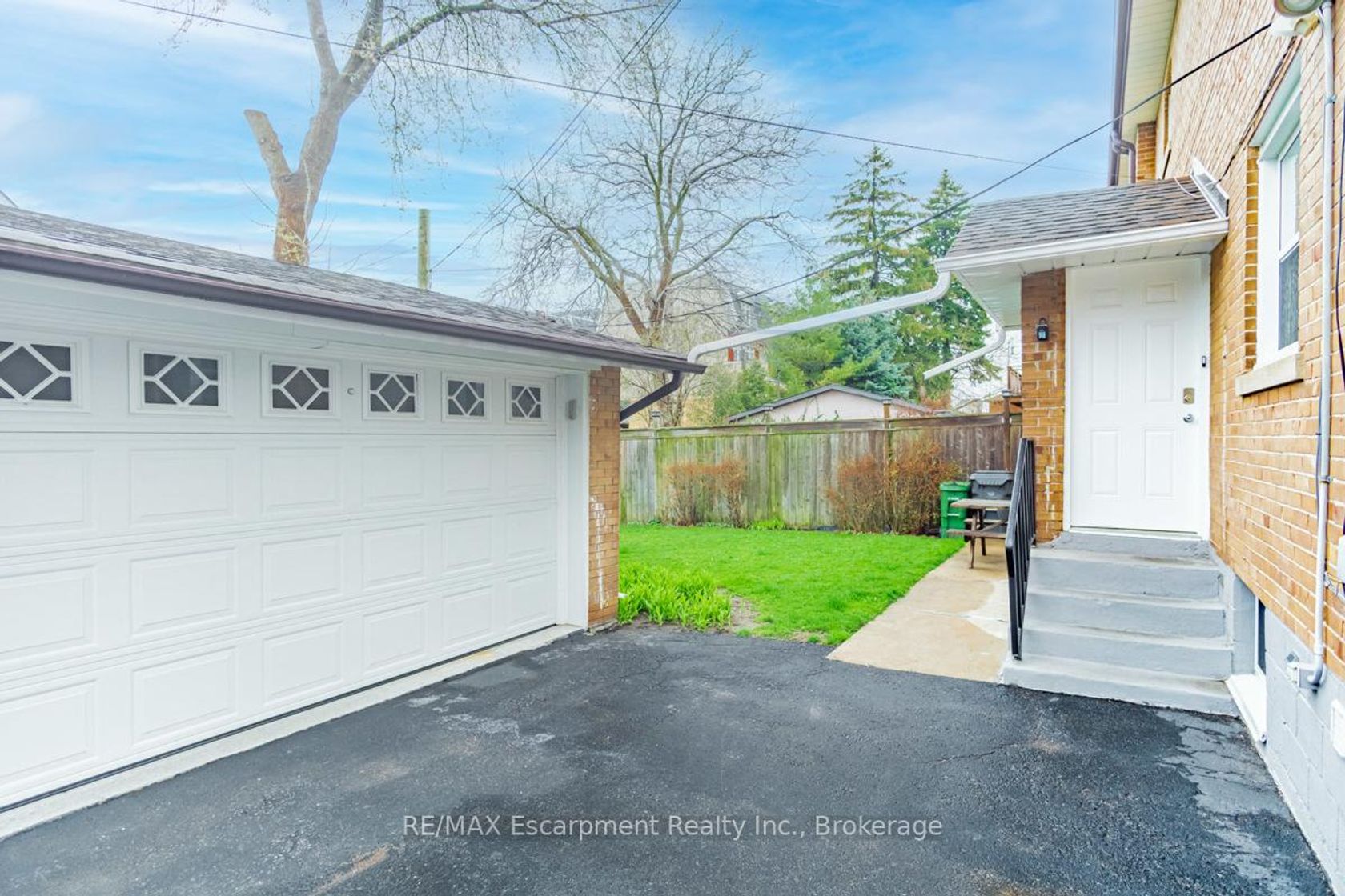 Photo 31 at 65 Fairfield Avenue, Long Branch, Toronto Photo 31 at 65 Fairfield Avenue, Long Branch, Toronto