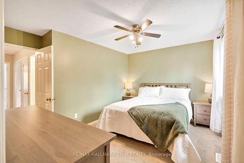 Photo 19 at 104 Pickett Crescent, Painswick North, Barrie