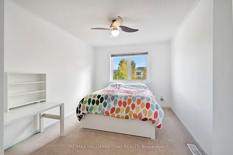 Photo 23 at 104 Pickett Crescent, Painswick North, Barrie