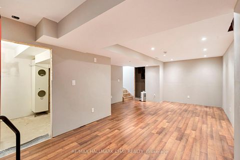 Photo 26 at 104 Pickett Crescent, Painswick North, Barrie