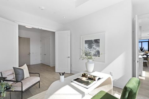 Photo 2 at PH02 - 1 Strathgowan Avenue, Lawrence Park South, Toronto