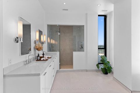 Photo 18 at PH02 - 1 Strathgowan Avenue, Lawrence Park South, Toronto