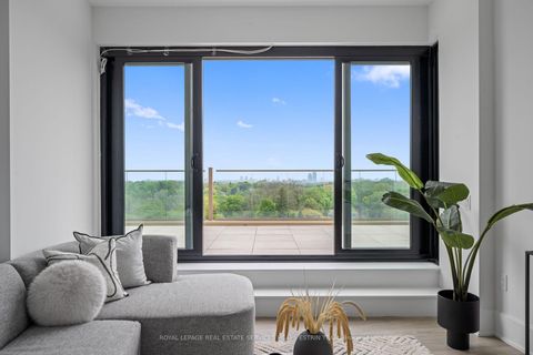 Photo 31 at PH02 - 1 Strathgowan Avenue, Lawrence Park South, Toronto