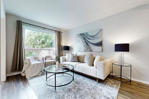 Photo 3 at 263 Pinnacle Trail, Bayview Wellington, Aurora