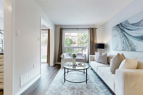 Photo 4 at 263 Pinnacle Trail, Bayview Wellington, Aurora