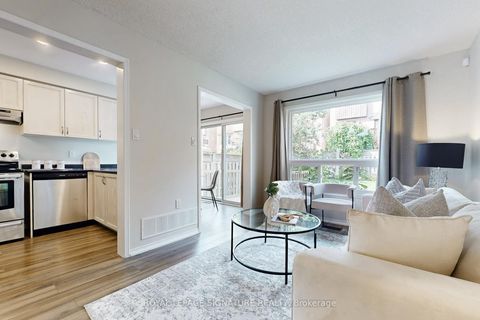 Photo 8 at 263 Pinnacle Trail, Bayview Wellington, Aurora