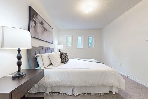 Photo 25 at 263 Pinnacle Trail, Bayview Wellington, Aurora