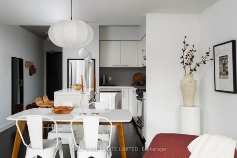 Photo 9 at 633 - 55 Stewart Street, Waterfront Communities C1, Toronto