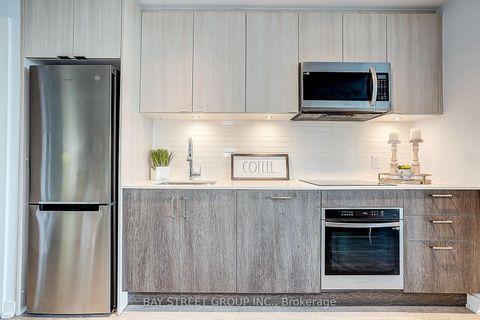 Photo 12 at 3805 - 1926 Lake Shore Boulevard W, Swansea, Toronto