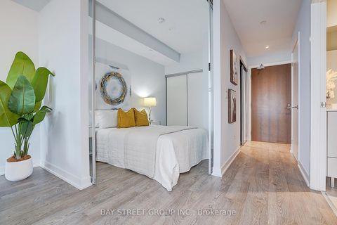 Photo 16 at 3805 - 1926 Lake Shore Boulevard W, Swansea, Toronto