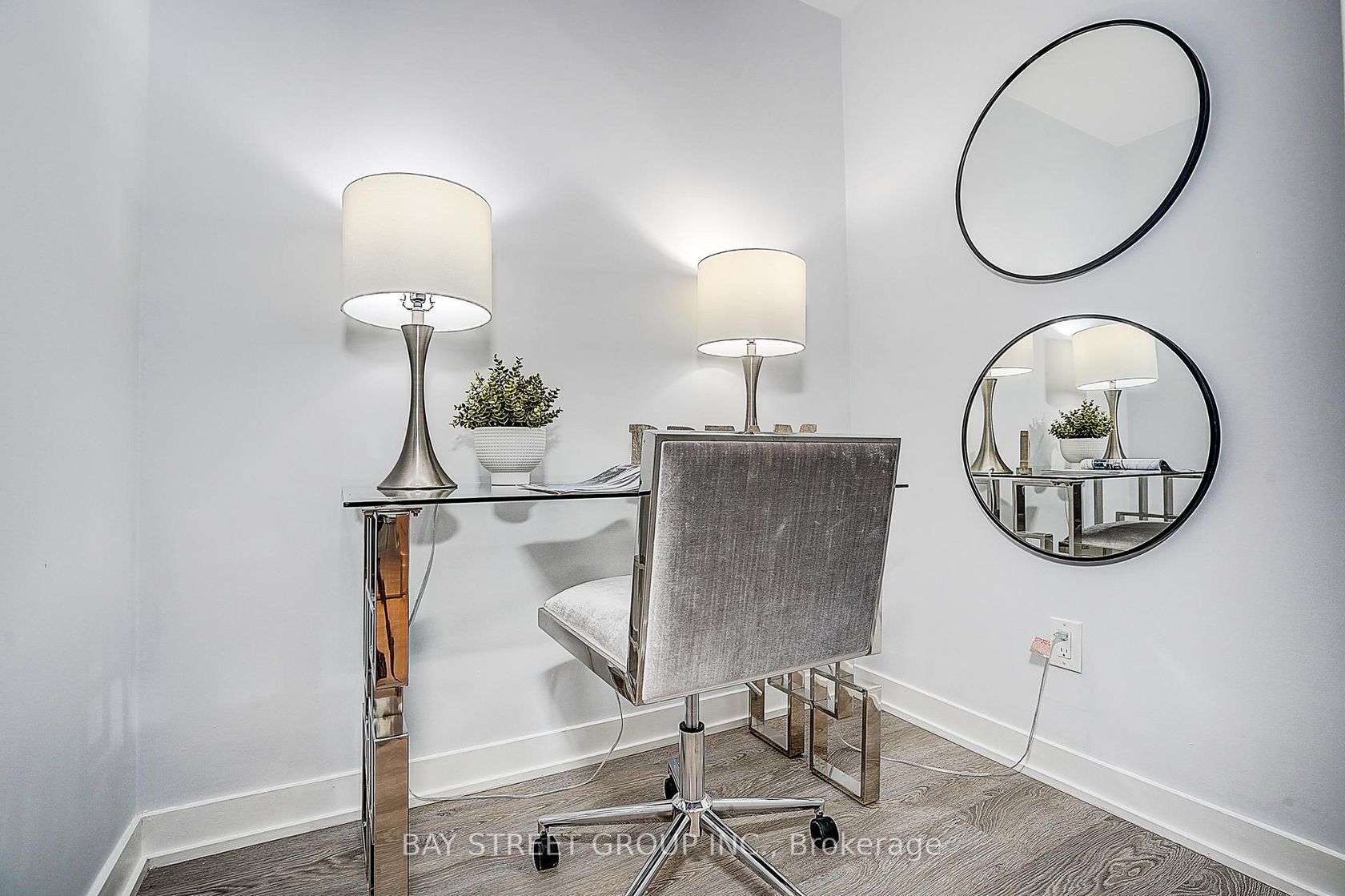 Photo 13 at 3805 - 1926 Lake Shore Boulevard W, Swansea, Toronto Photo 13 at 3805 - 1926 Lake Shore Boulevard W, Swansea, Toronto