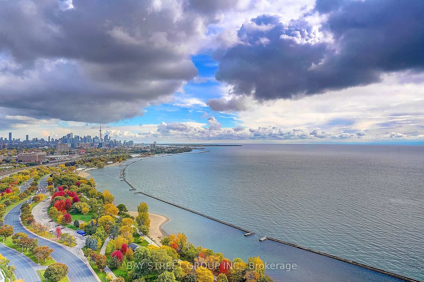 Photo 26 at 3805 - 1926 Lake Shore Boulevard W, Swansea, Toronto Photo 26 at 3805 - 1926 Lake Shore Boulevard W, Swansea, Toronto