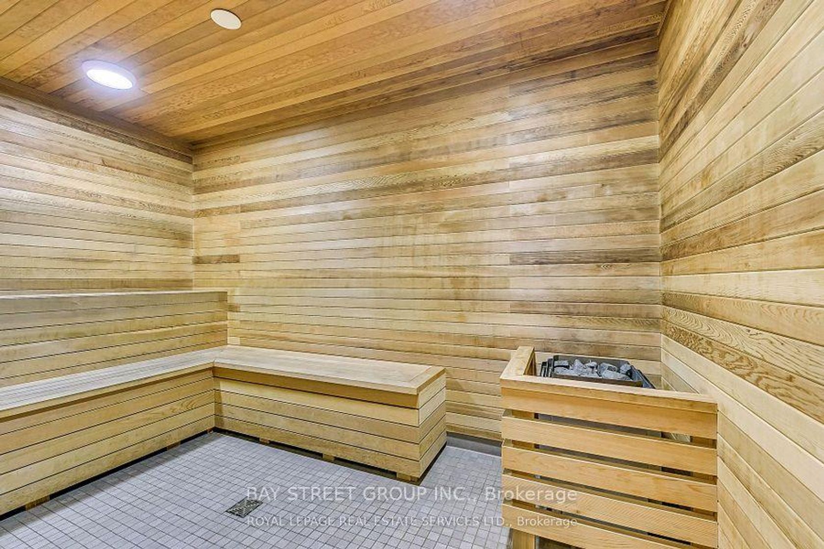 Photo 35 at 3805 - 1926 Lake Shore Boulevard W, Swansea, Toronto Photo 35 at 3805 - 1926 Lake Shore Boulevard W, Swansea, Toronto