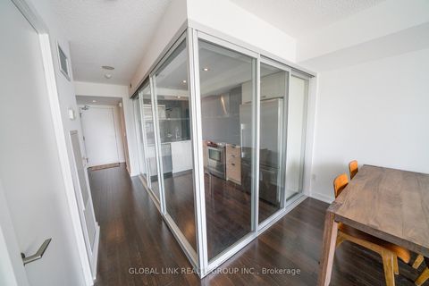 Photo 6 at 915 - 121 Mcmahon Drive, Bayview Village, Toronto