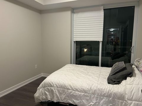 Photo 7 at 330 - 20 O'NEILL Road, Don Mills, Toronto