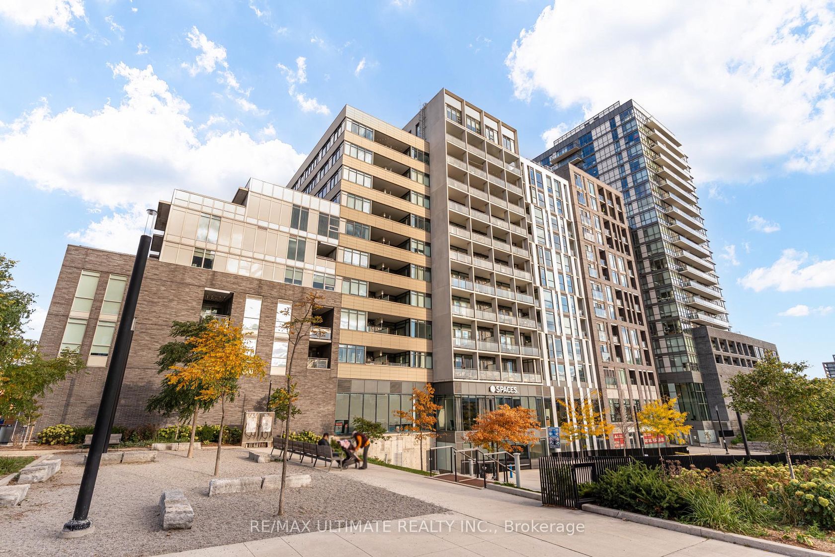 808 - 20 Minowan Miikan Lane, Little Portugal, Toronto 