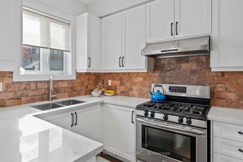 Photo 8 at 194 Kincardine Street, Kleinburg, Vaughan