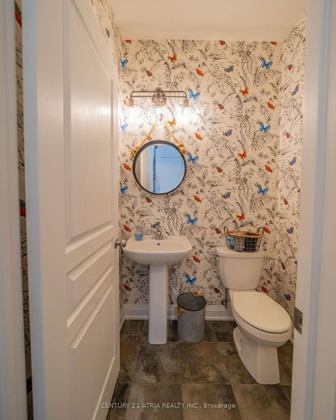 Photo 10 at 194 Kincardine Street, Kleinburg, Vaughan