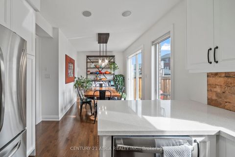 Photo 11 at 194 Kincardine Street, Kleinburg, Vaughan