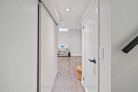 Photo 30 at 194 Kincardine Street, Kleinburg, Vaughan
