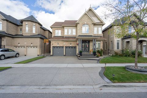 Photo 2 at 79 Elderslie Crescent E, Kleinburg, Vaughan