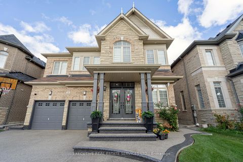 Photo 4 at 79 Elderslie Crescent E, Kleinburg, Vaughan