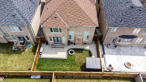 Photo 26 at 79 Elderslie Crescent E, Kleinburg, Vaughan