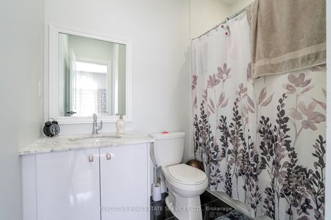 Photo 42 at 79 Elderslie Crescent E, Kleinburg, Vaughan