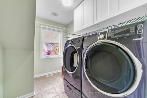 Photo 11 at 41 Ross Patrick Crescent, Woodland Hill, Newmarket