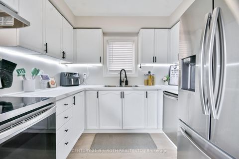 Photo 13 at 12 BURKE Drive, West Bayfield, Barrie