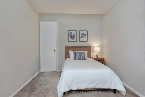 Photo 20 at 12 BURKE Drive, West Bayfield, Barrie