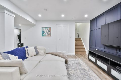 Photo 28 at 12 BURKE Drive, West Bayfield, Barrie