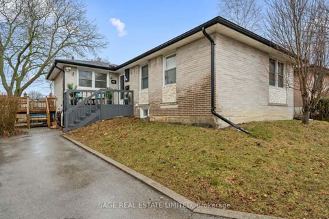 Photo 1 at 45 Dashwood Crescent, Beaumonde Heights, Toronto Photo 1 at 45 Dashwood Crescent, Beaumonde Heights, Toronto
